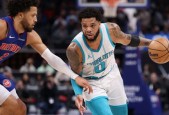 NBA常规两队连续丢罚球！哈里斯24+10 CC18+5+5 活塞逆转送黄蜂9连败