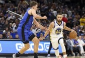 NBA今日战报勇士121-115逆转魔术 库里56分班凯罗41分5助