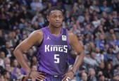 NBA常规赛福克斯里程碑24+6 小萨16+13+7 国王轻取开拓者赛季首胜