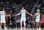 NBA常规赛文班复出25+10 保罗里程碑 墨菲25+6 马刺力克鹈鹕终结3连败