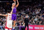 NBA今日战报太阳109-148惨败火箭遭三杀 杜兰特伤退格林33分