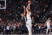 NBA常规赛 文班亚马35+18+8失误&制胜防守 约基奇41+18+9 马刺力克掘金