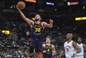 NBA常规赛勇士148-106大胜马刺 凯尔登19分库里13分6助